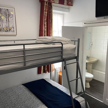 Backpackers Blackpool Hotel & Suites Buitenkant foto