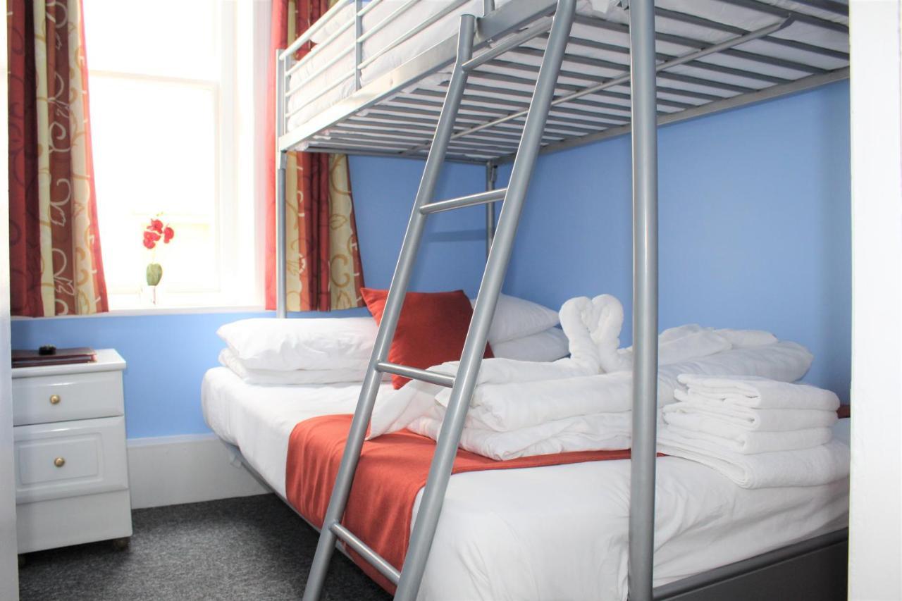 Backpackers Blackpool Hotel & Suites Buitenkant foto