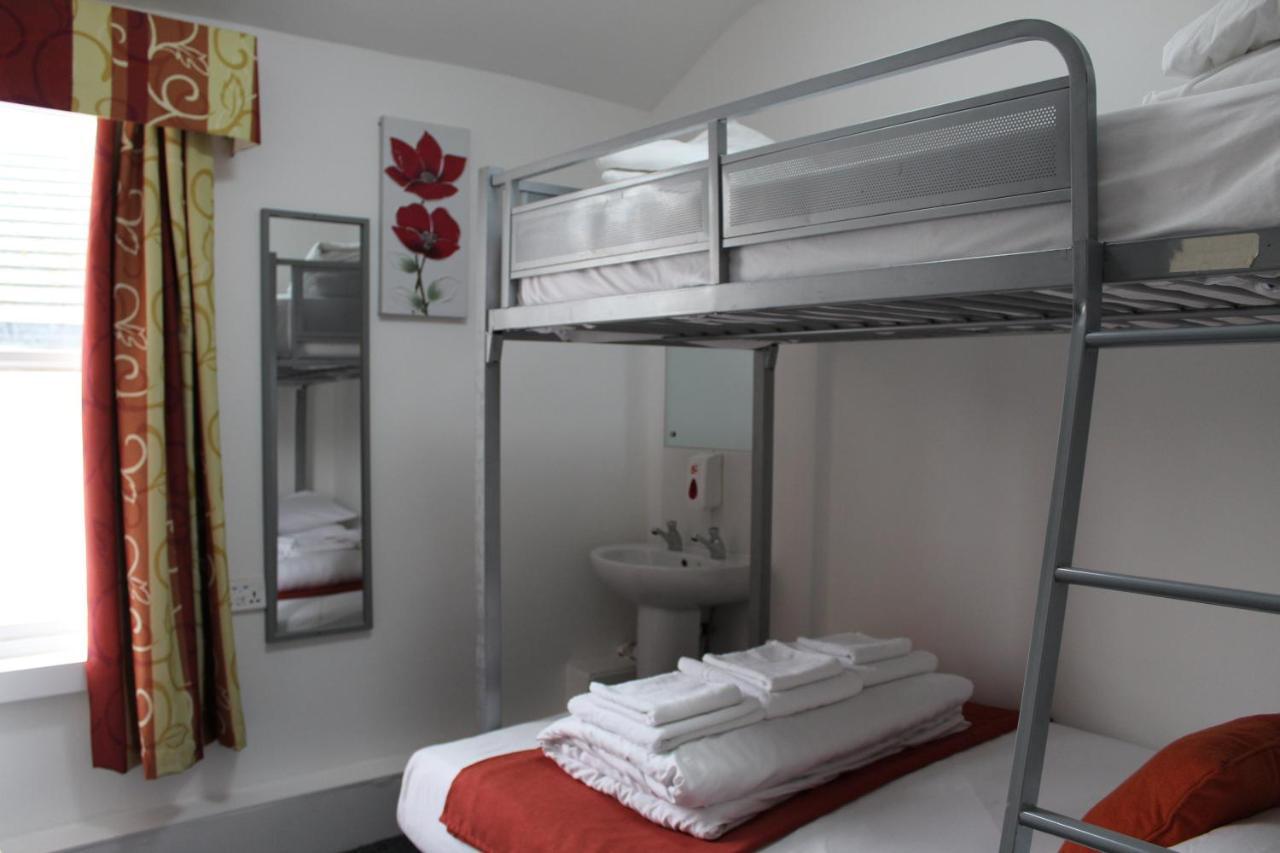 Backpackers Blackpool Hotel & Suites Buitenkant foto