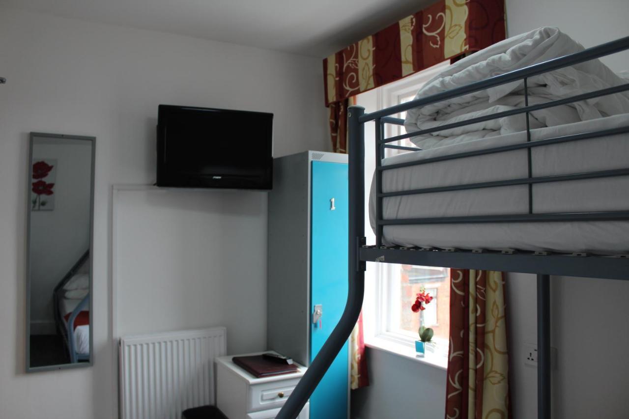 Backpackers Blackpool Hotel & Suites Buitenkant foto