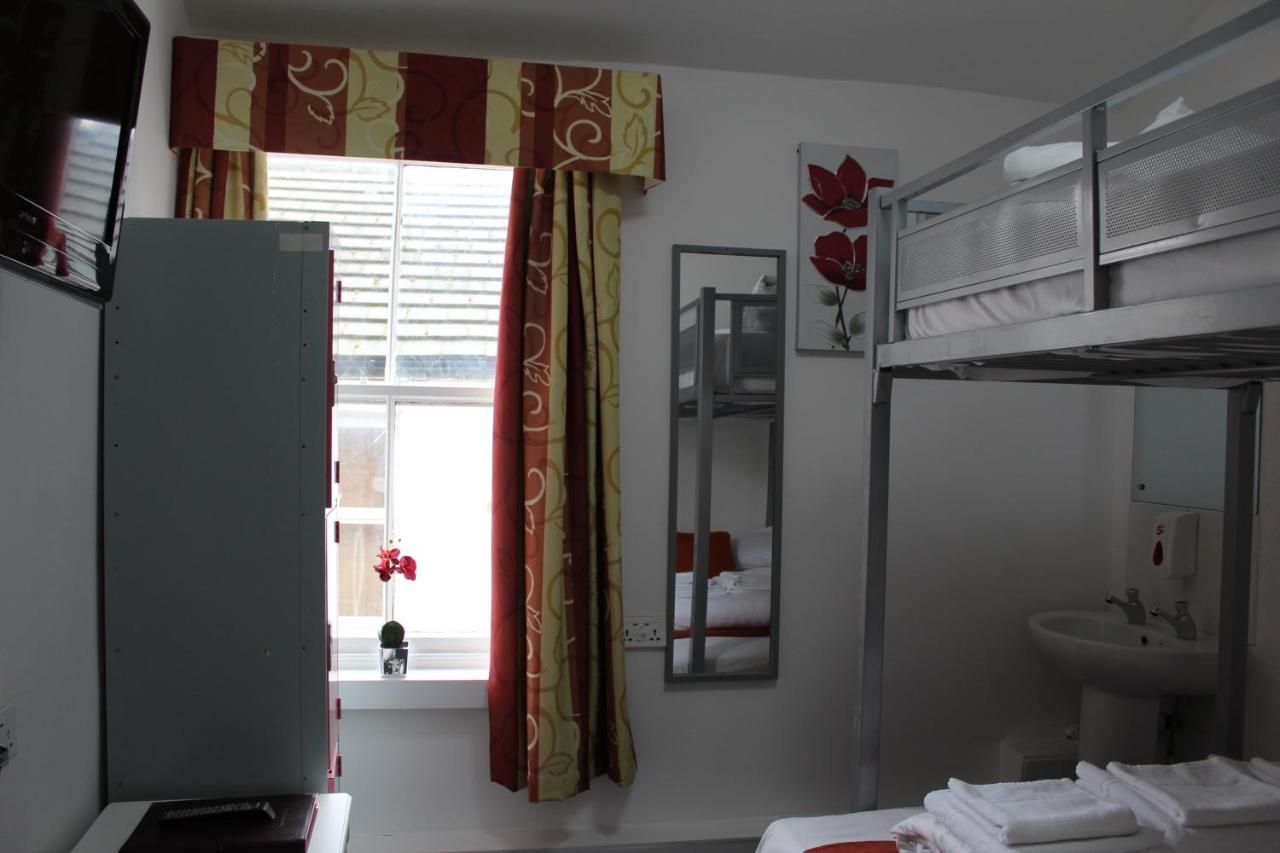 Backpackers Blackpool Hotel & Suites Buitenkant foto