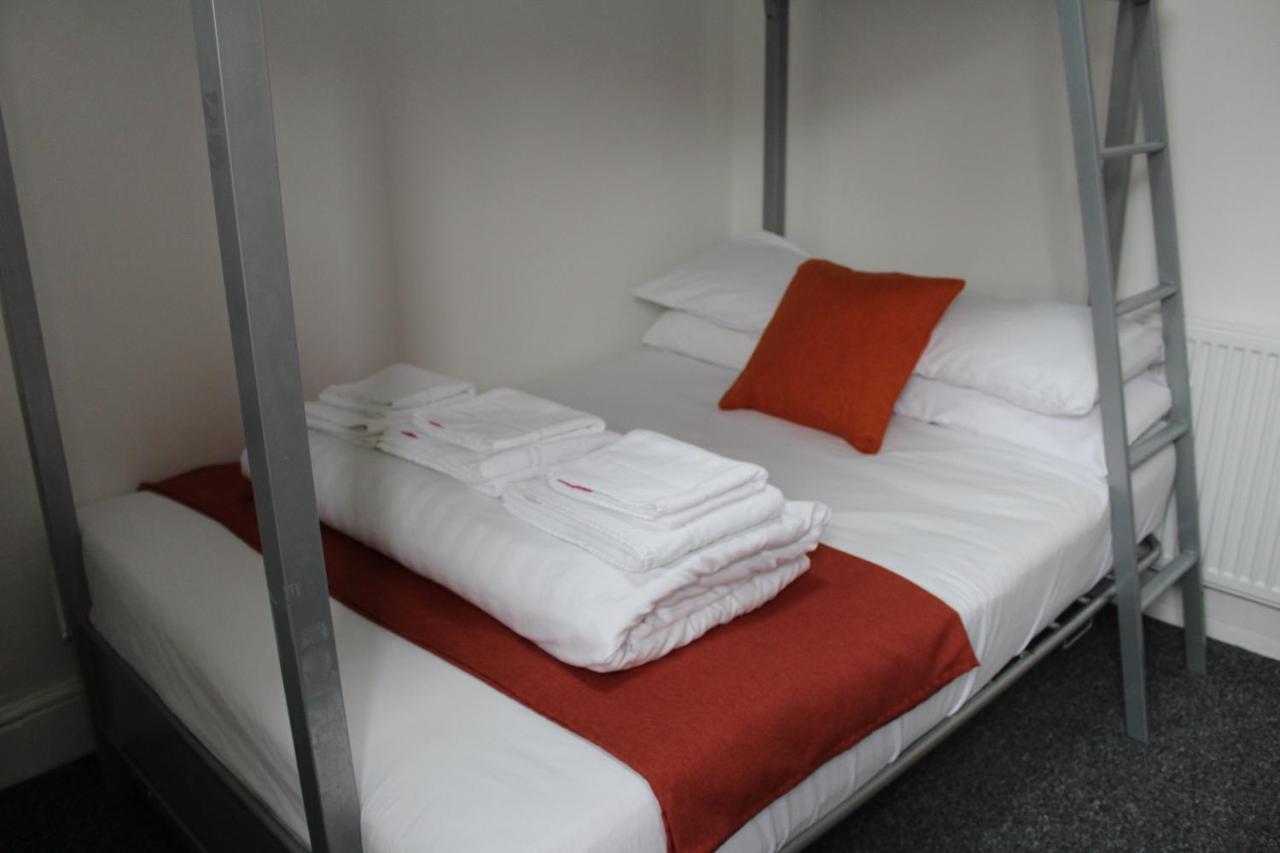 Backpackers Blackpool Hotel & Suites Buitenkant foto
