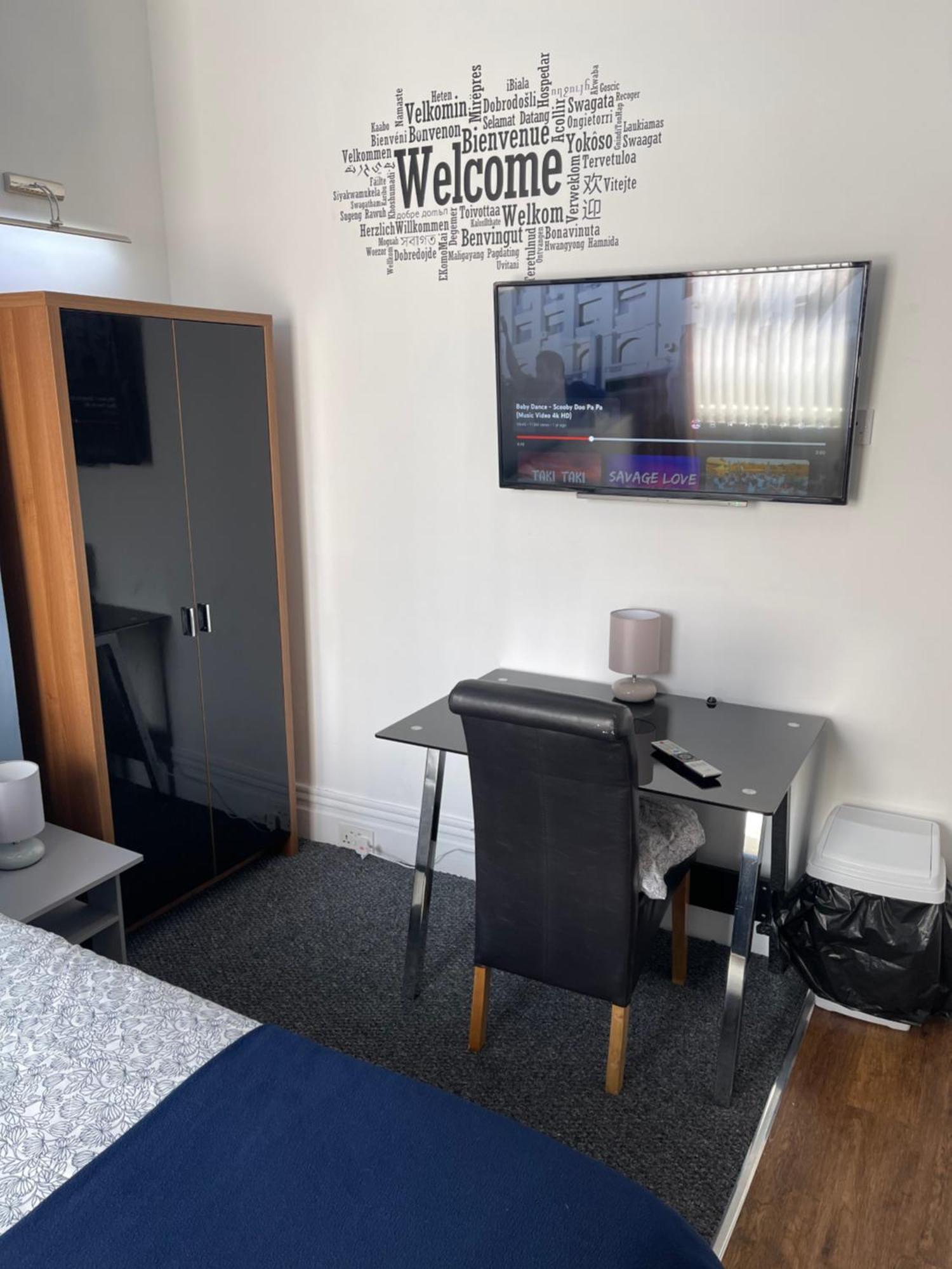 Backpackers Blackpool Hotel & Suites Buitenkant foto