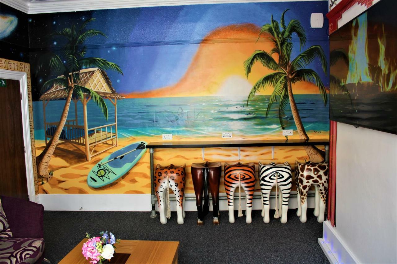 Backpackers Blackpool Hotel & Suites Buitenkant foto