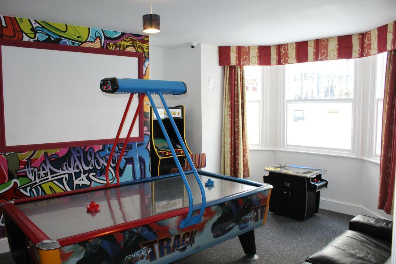 Backpackers Blackpool - Family Friendly Hotel Buitenkant foto