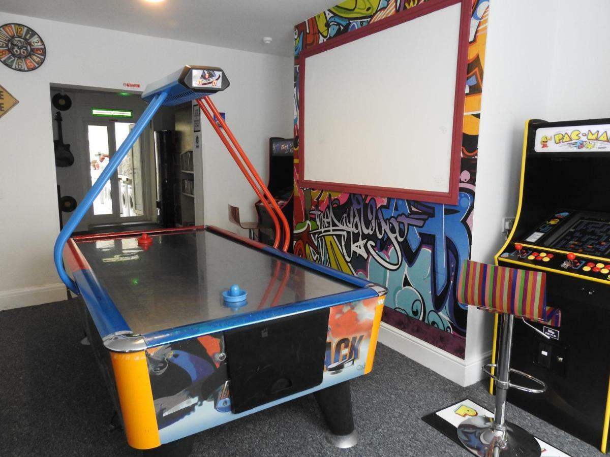 Backpackers Blackpool - Family Friendly Hotel Buitenkant foto